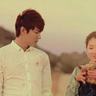 jual asus smartphone single slot simcard series Song Joong-ki menangis saat membaca janji pernikahan